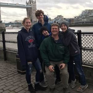 Meet your Posher, Renee